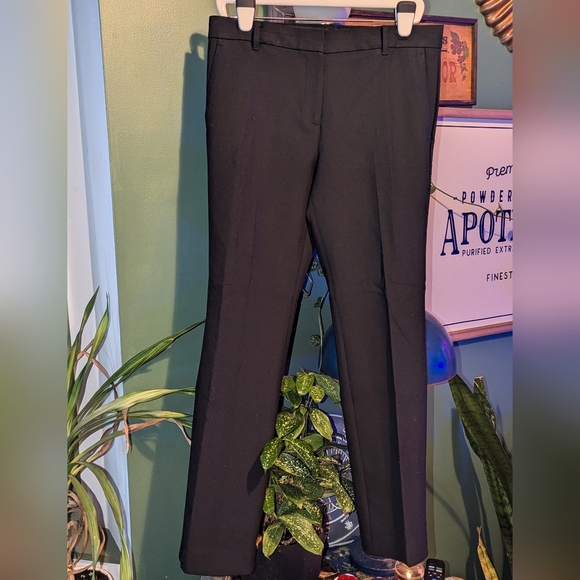 The Straight Ann Taylor Pants Black Mid Rise Bi-stretch Viscose Elastane 8 NEW - Picture 2 of 12